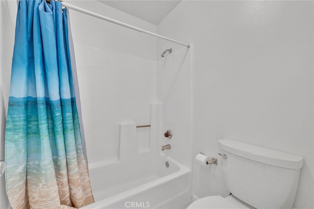 1616 S Mayflower Avenue E