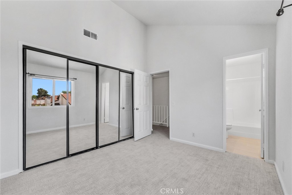 1616 S Mayflower Avenue E