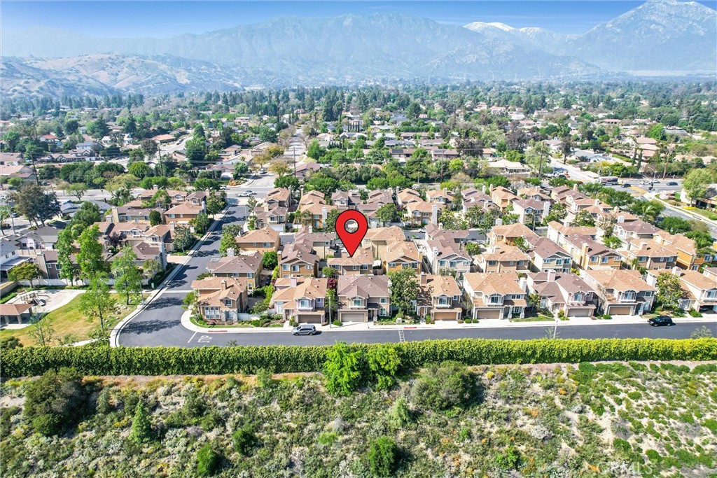 412 Middlebury Court