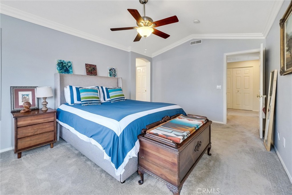 412 Middlebury Court