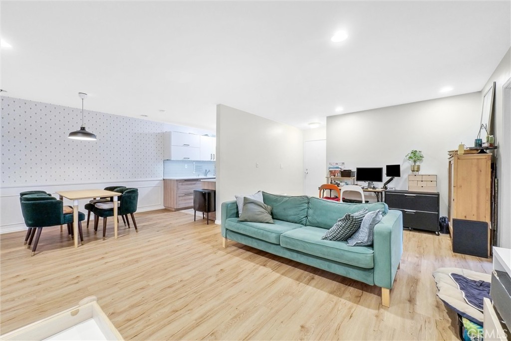 2468 Mohawk Street 105