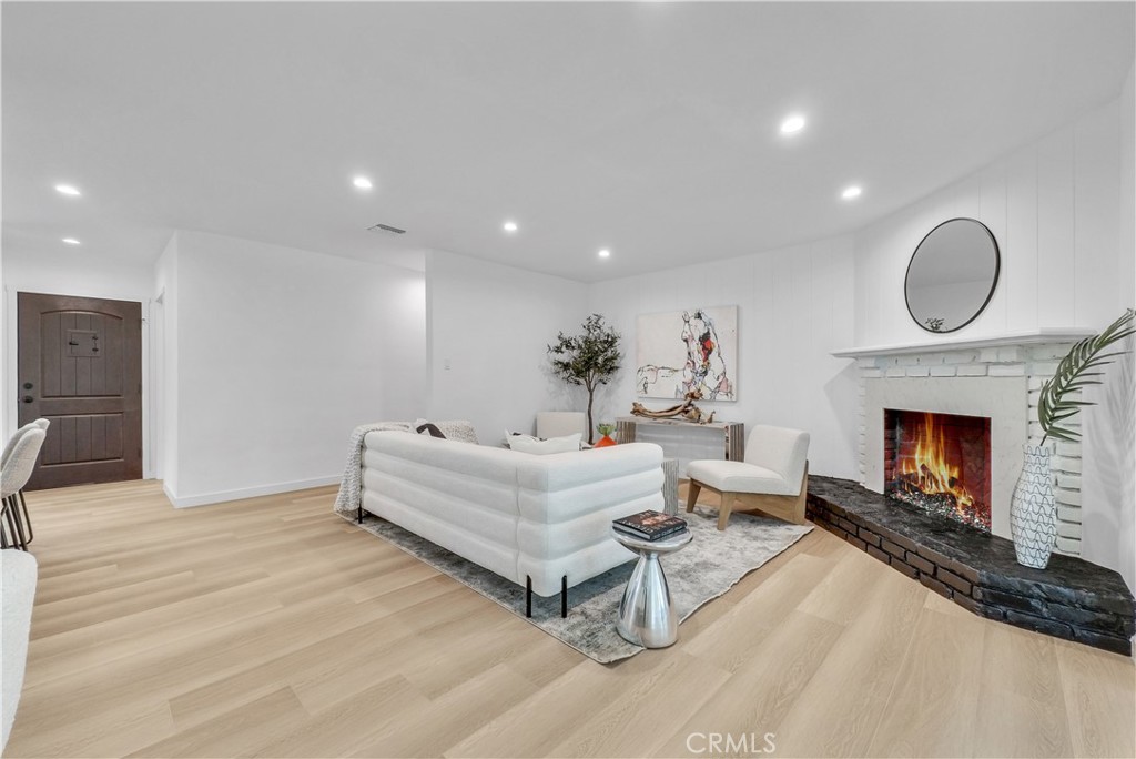 21908 Providencia Street