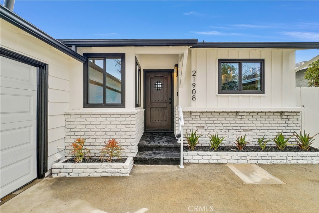 21908 Providencia Street