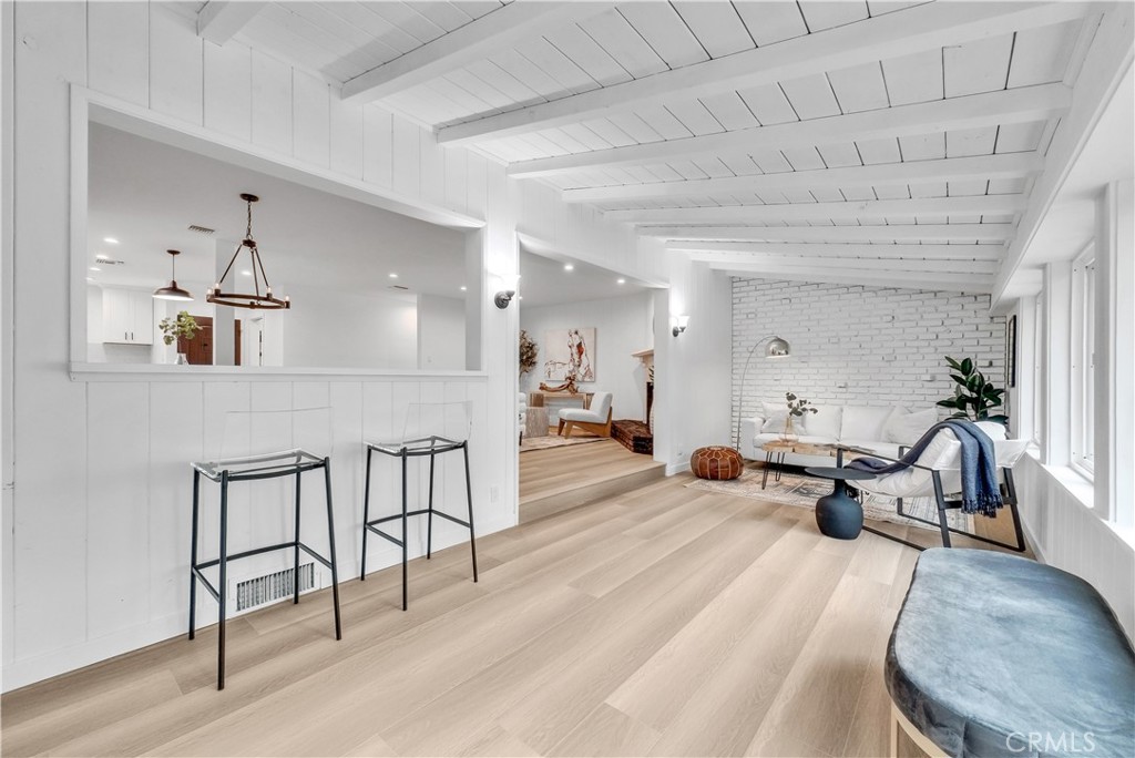 21908 Providencia Street