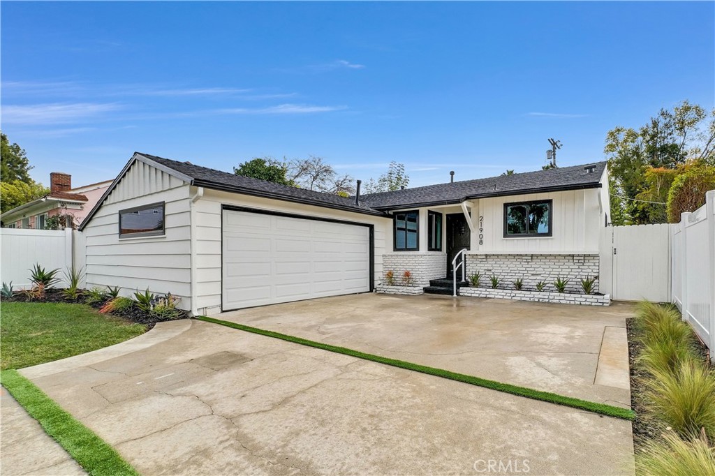 21908 Providencia Street