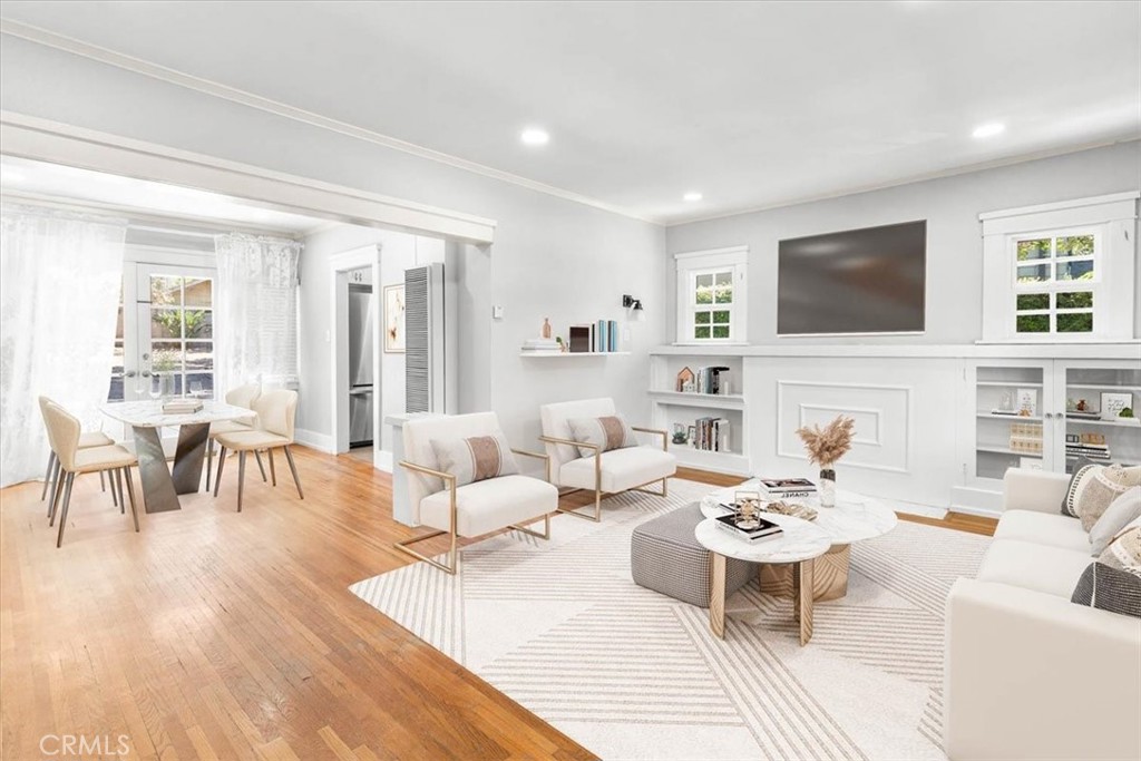 144 N Encinitas Avenue