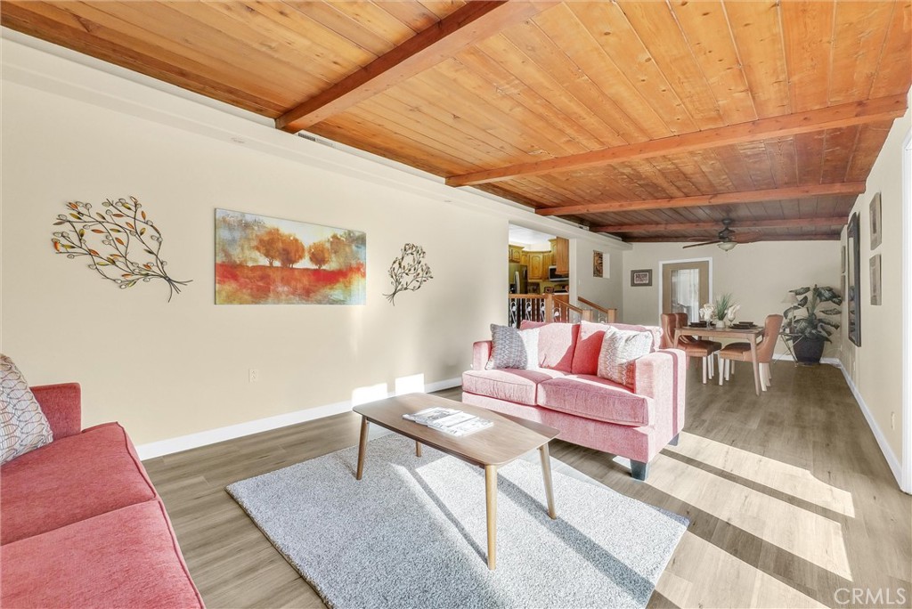 11518 Willins Street