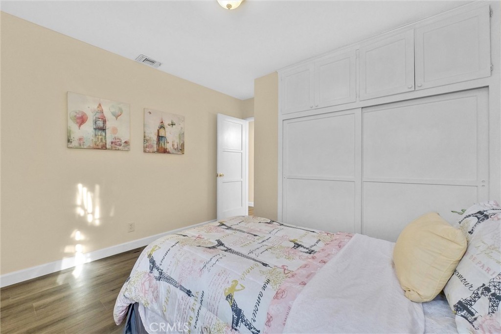 11518 Willins Street