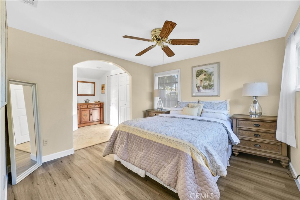 11518 Willins Street