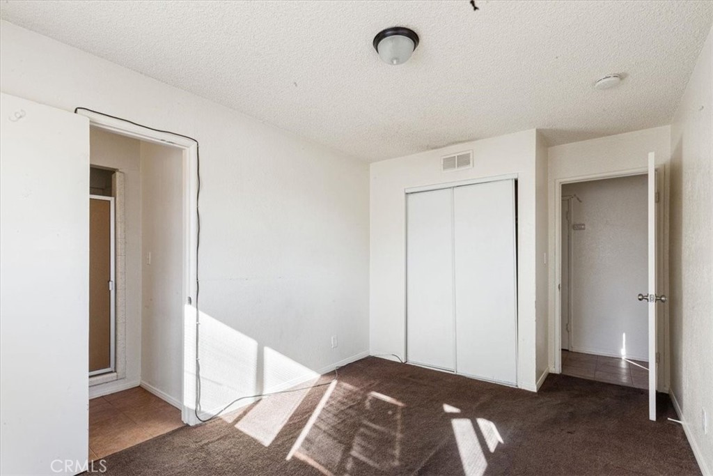 729 W Avenue H11