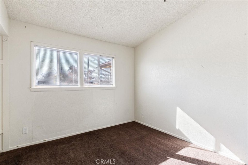 729 W Avenue H11