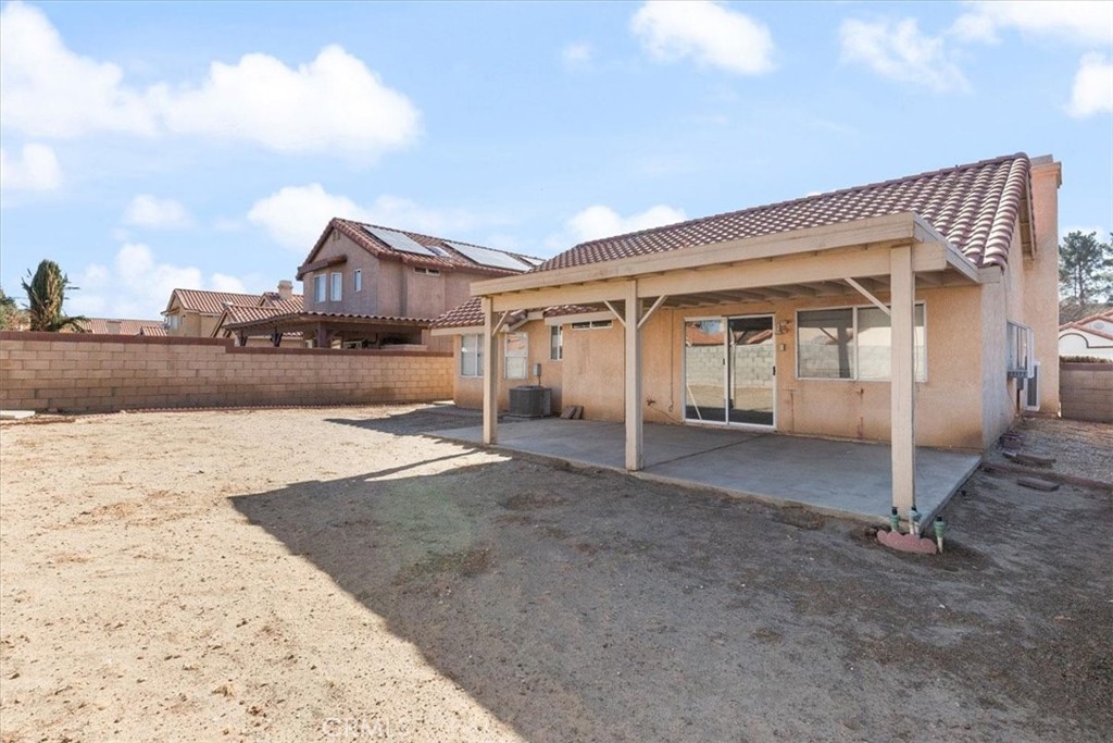 1803 E Norberry Street