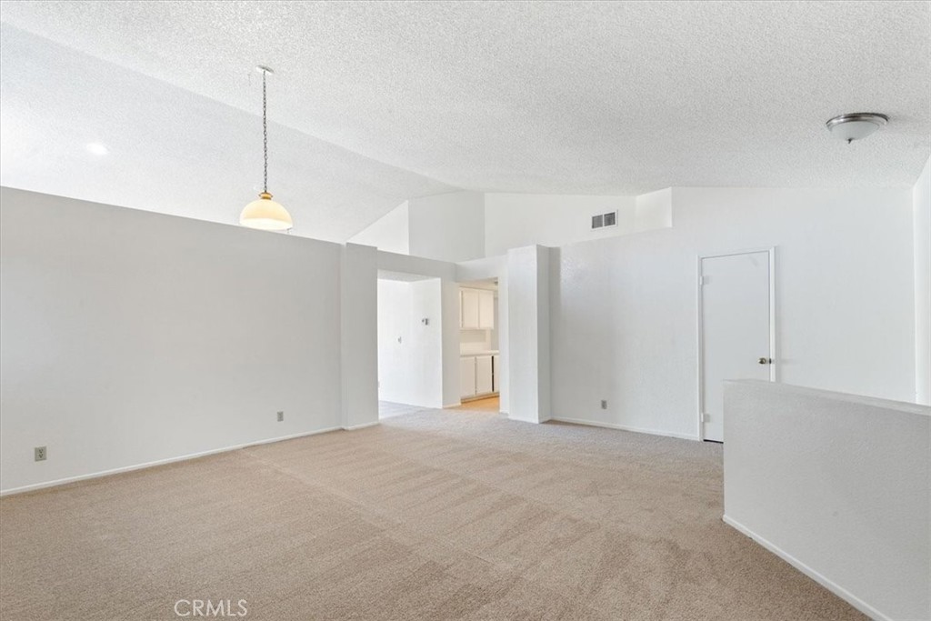 1803 E Norberry Street