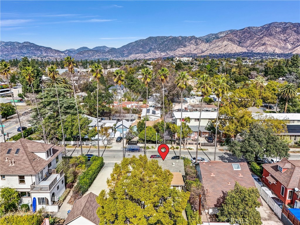 102 E Mountain Street