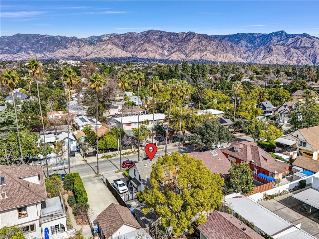 102 E Mountain Street