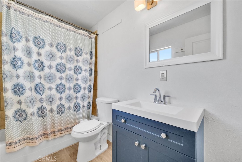49806 Edison Lane