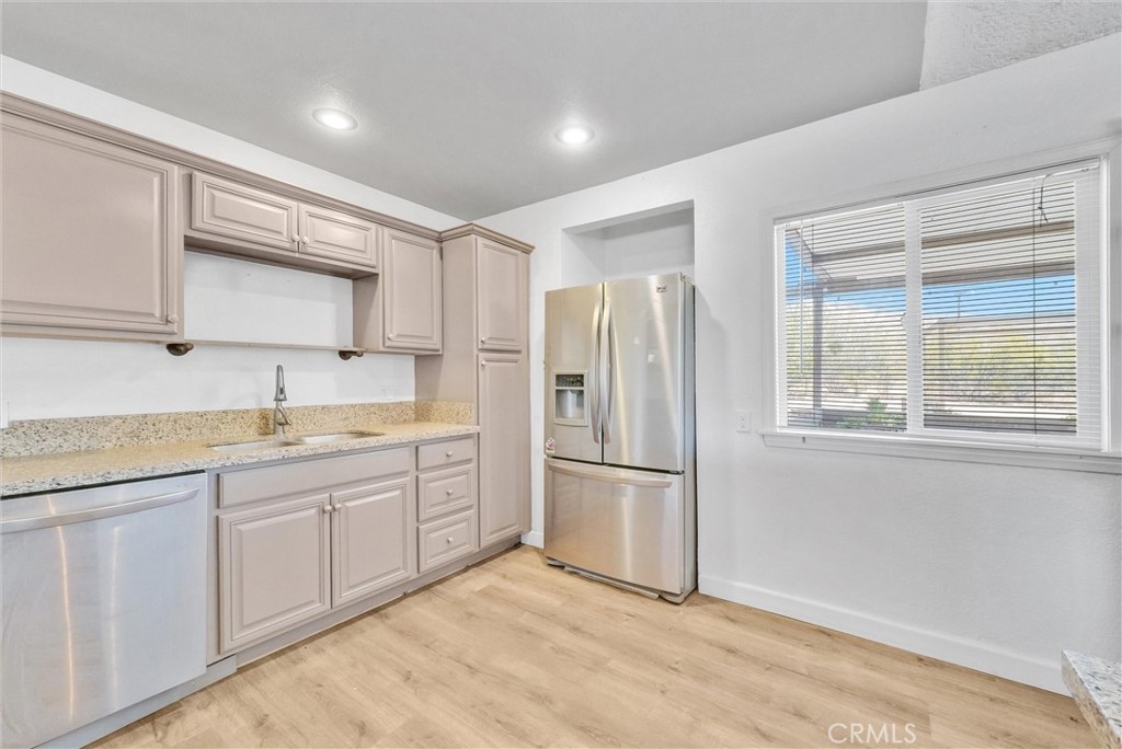 49806 Edison Lane