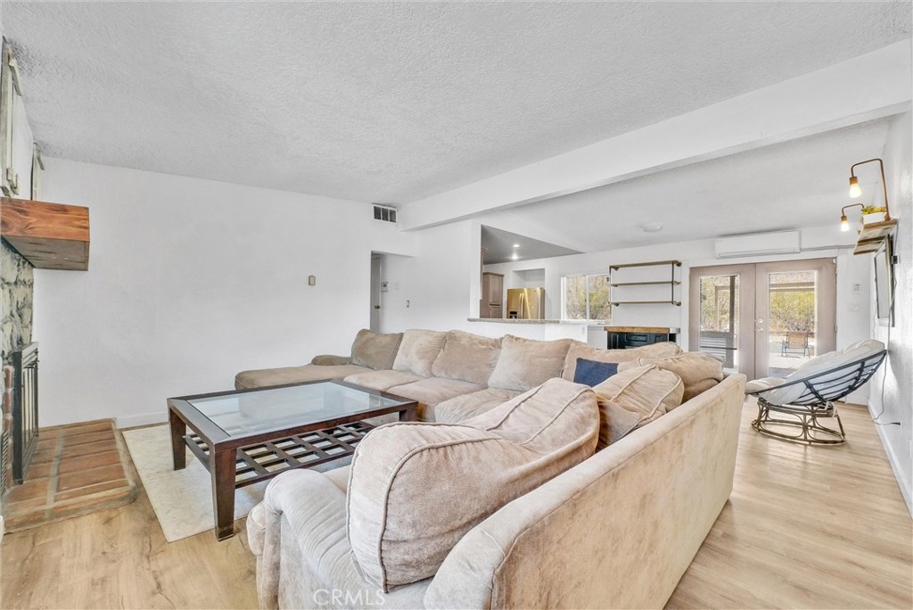 49806 Edison Lane