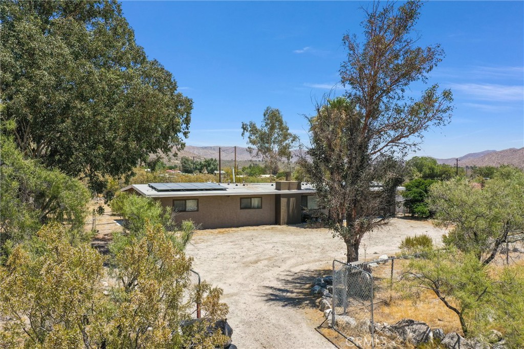 49806 Edison Lane