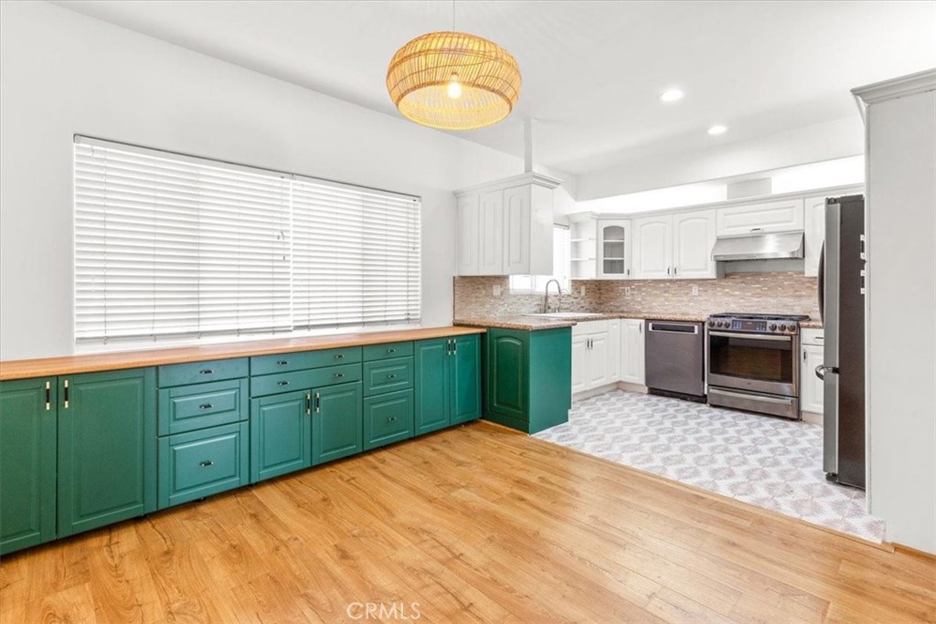 1734 Granville Avenue 3