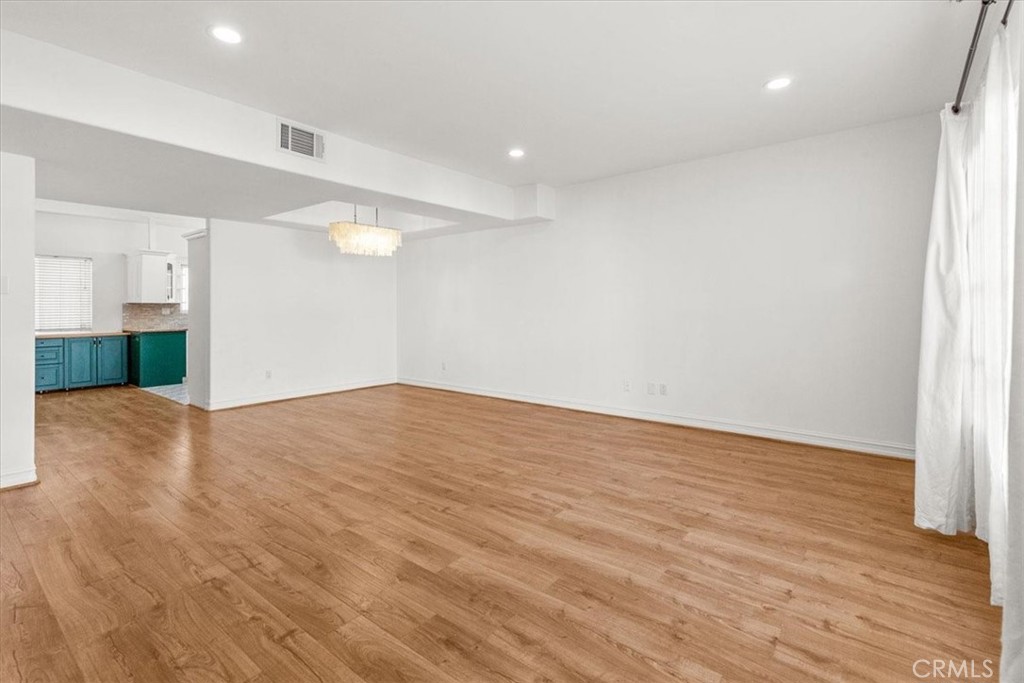 1734 Granville Avenue 3