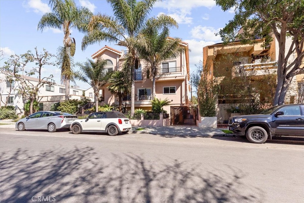 1734 Granville Avenue 3