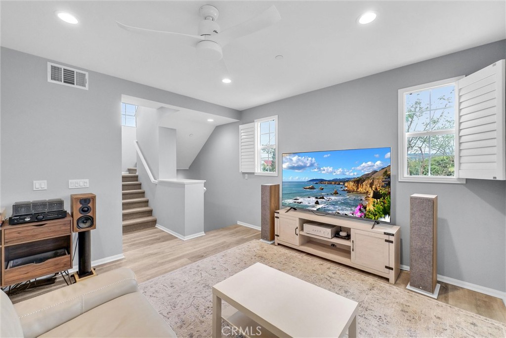 1220 W La Habra Boulevard 201