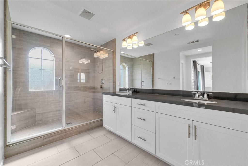 1220 W La Habra Boulevard 201