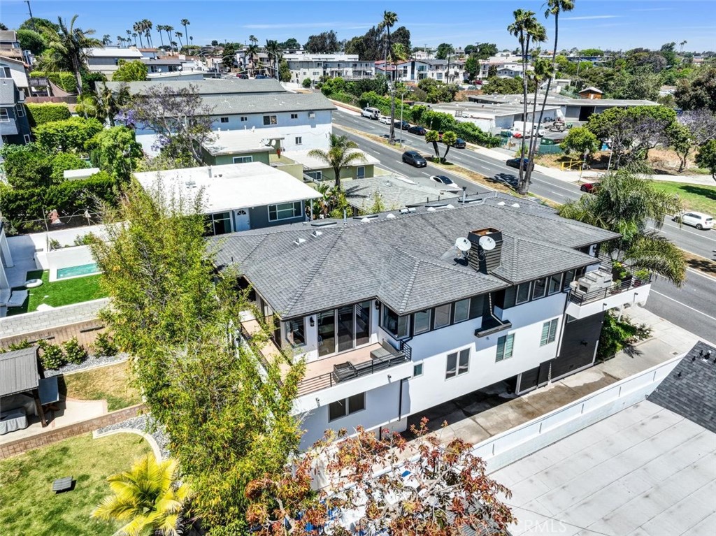 1542 Manhattan Beach Boulevard