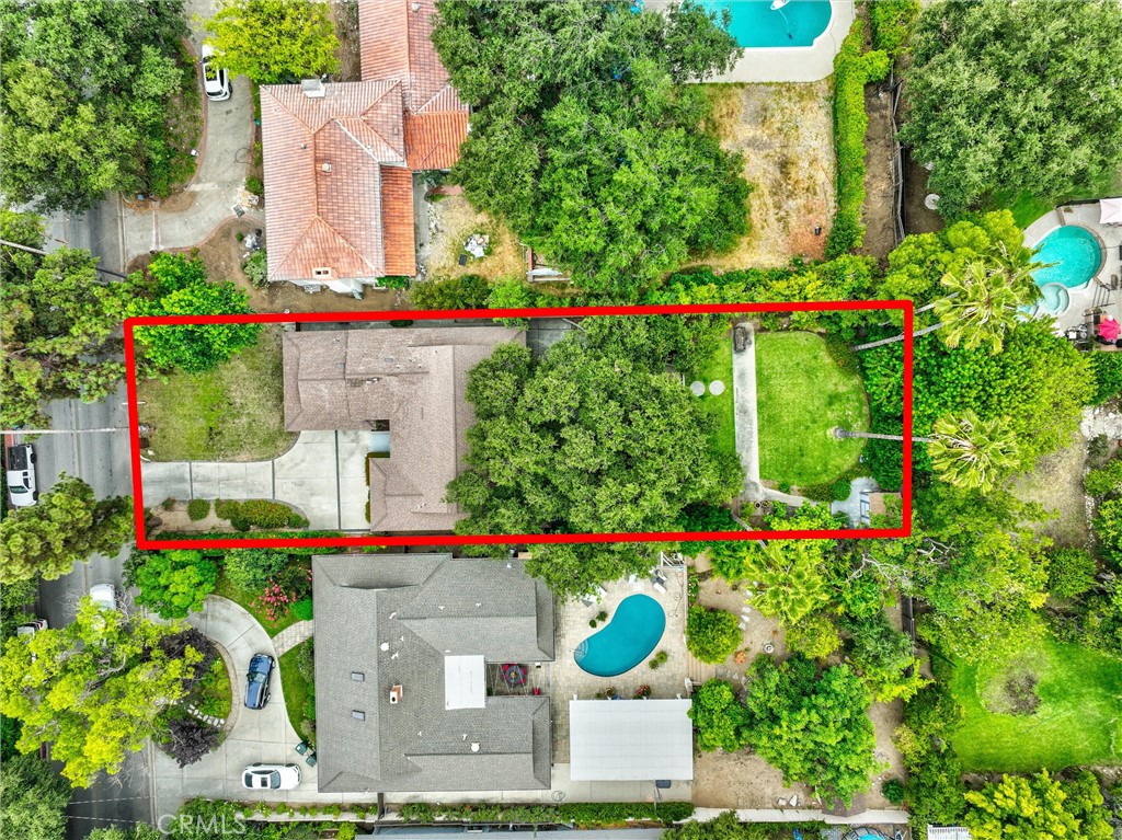 407 W Orange Grove Avenue