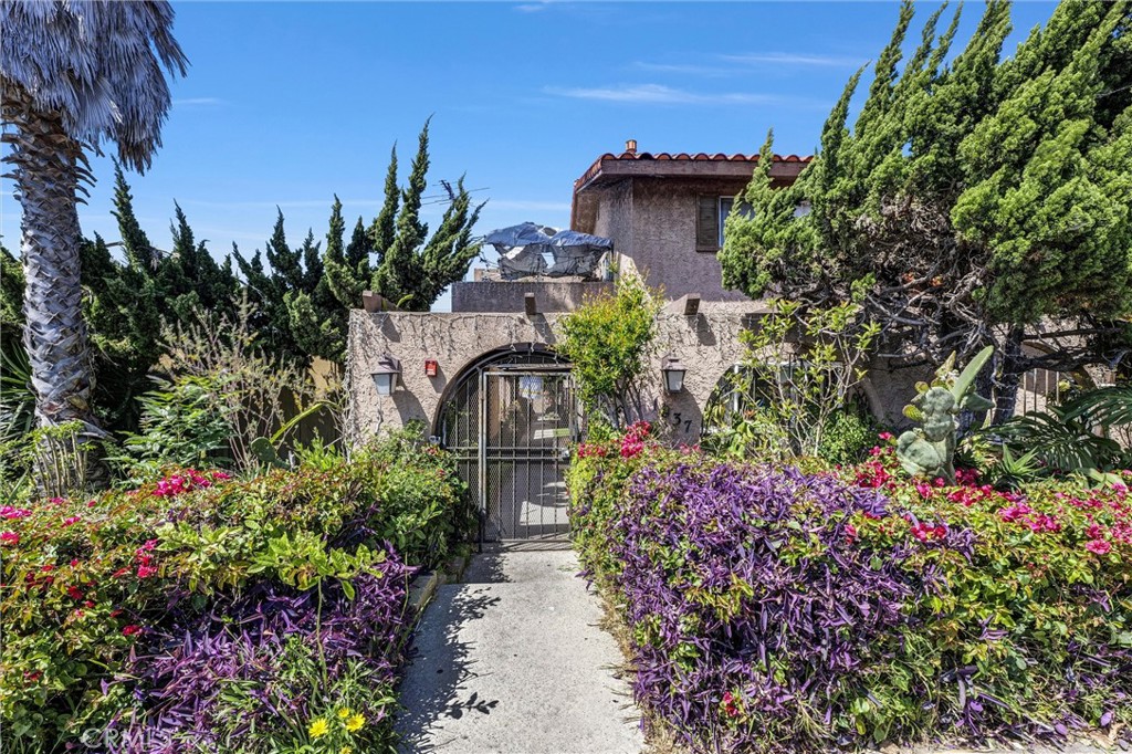 1837 Temple Avenue C