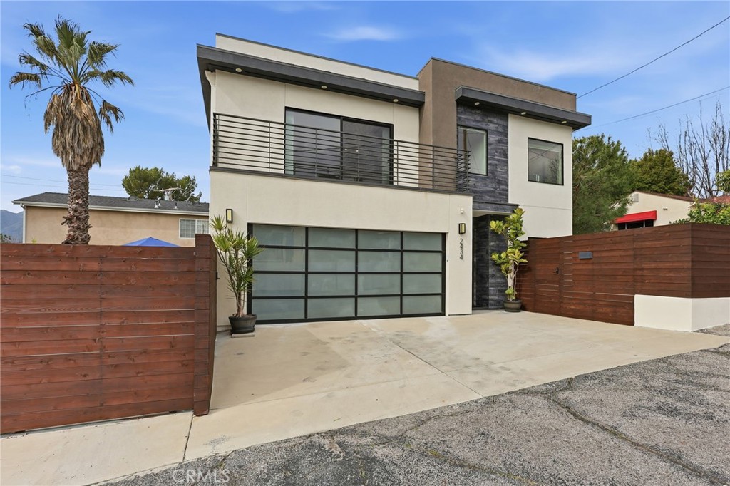 2434 Prospect