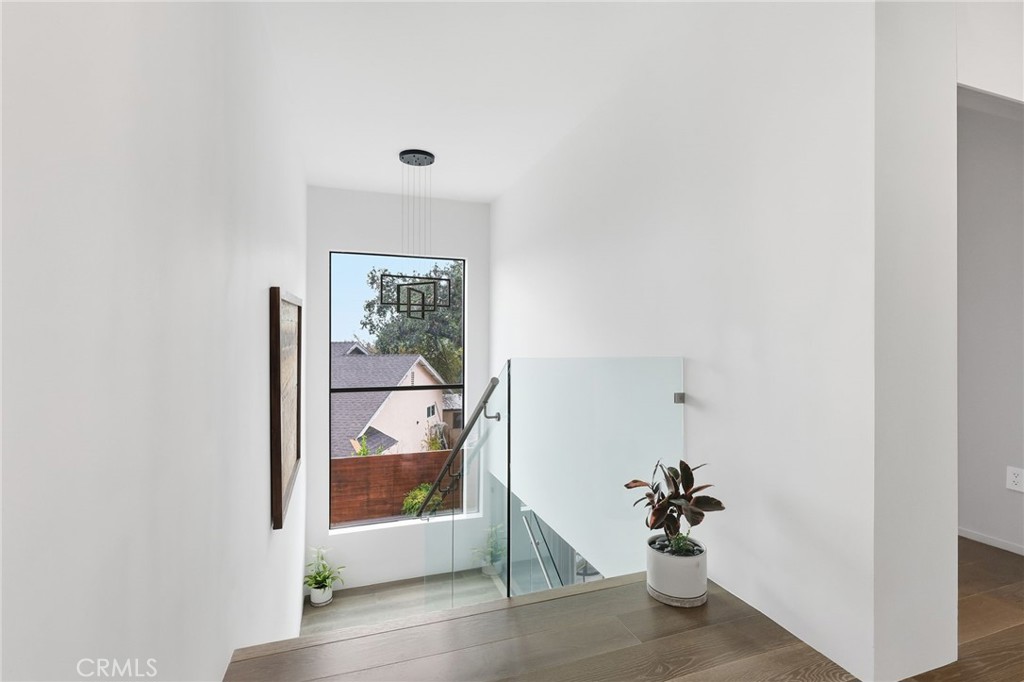 2434 Prospect