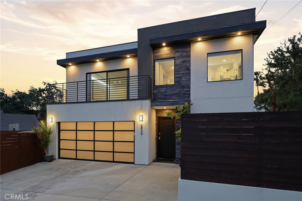 2434 Prospect