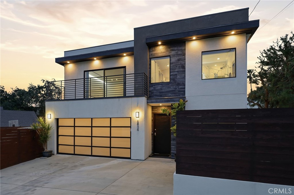 2434 Prospect