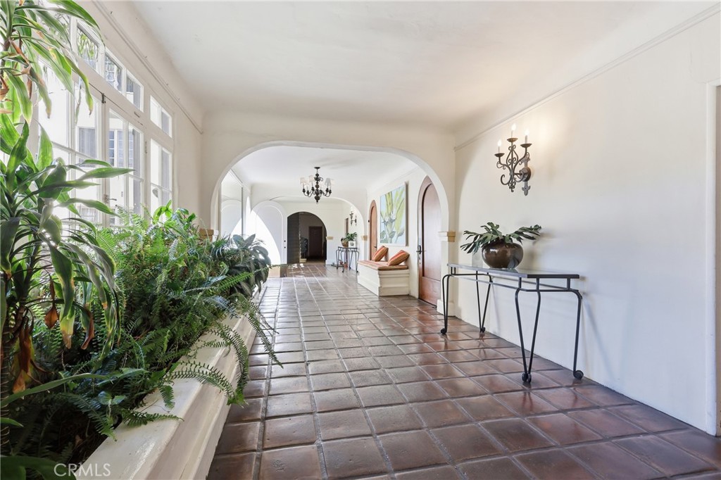 1345 N Hayworth 2