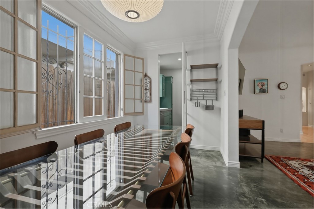 1345 N Hayworth 2