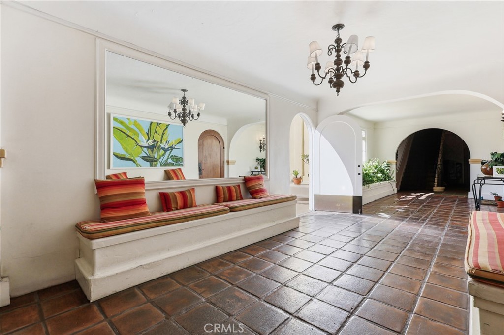 1345 N Hayworth 2