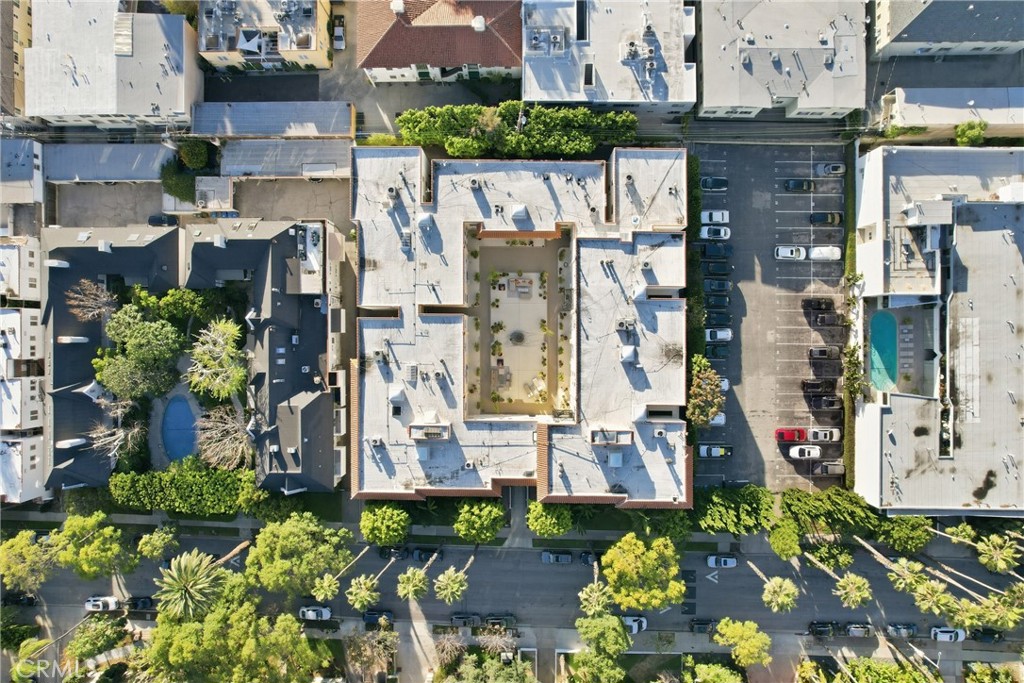 1345 N Hayworth 2