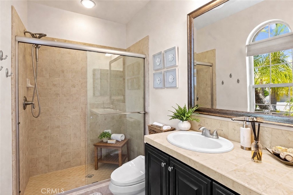 15020 Applewood Court