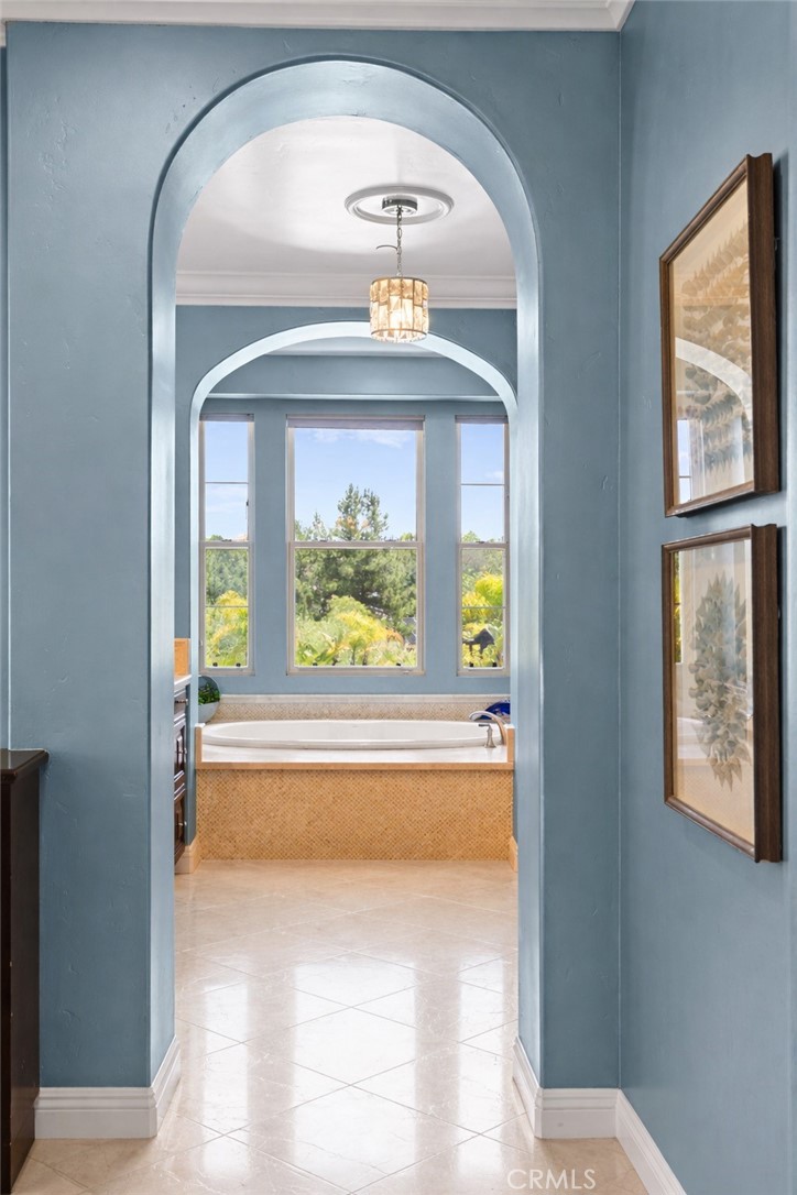 15020 Applewood Court