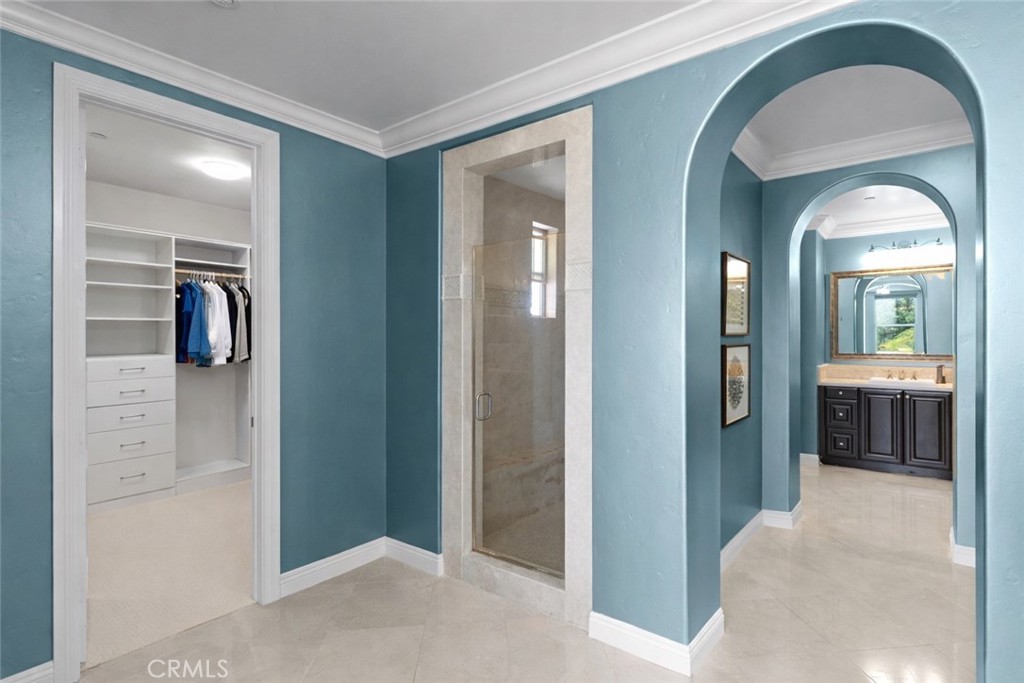 15020 Applewood Court
