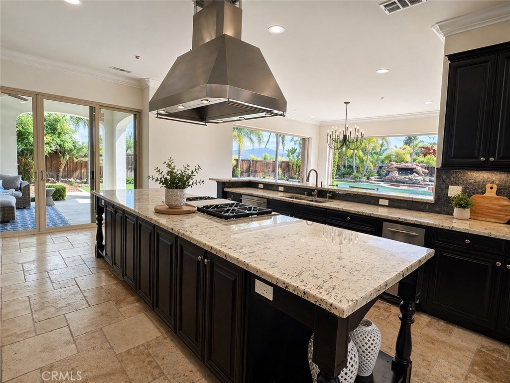 15020 Applewood Court