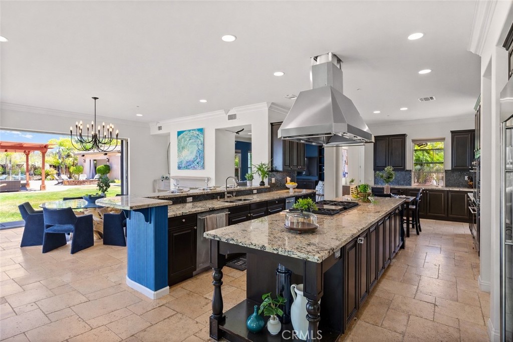 15020 Applewood Court