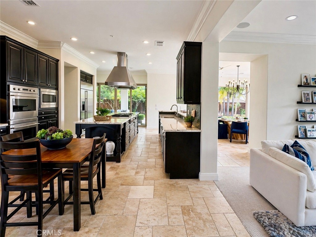 15020 Applewood Court