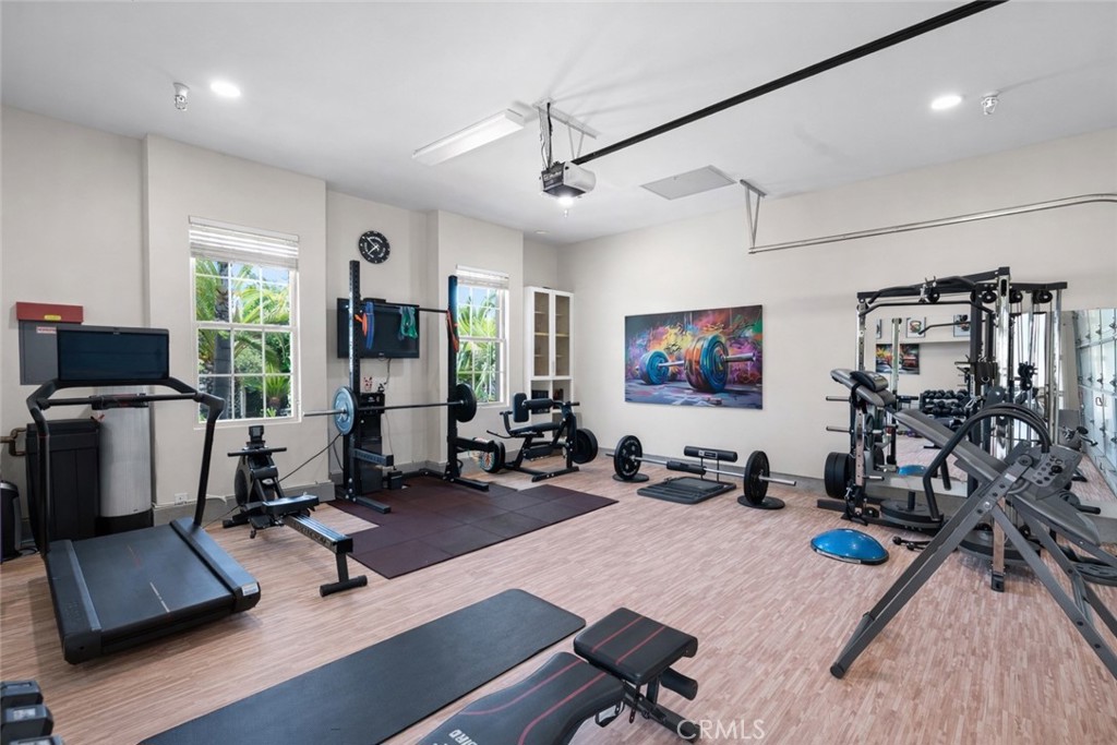 15020 Applewood Court