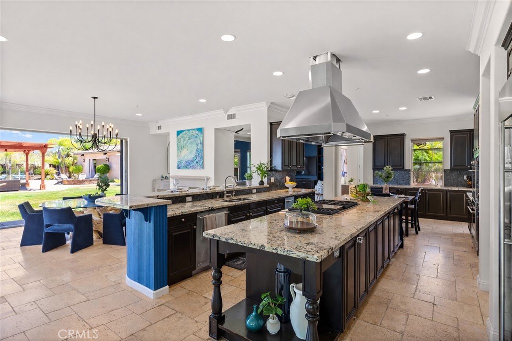 15020 Applewood Court