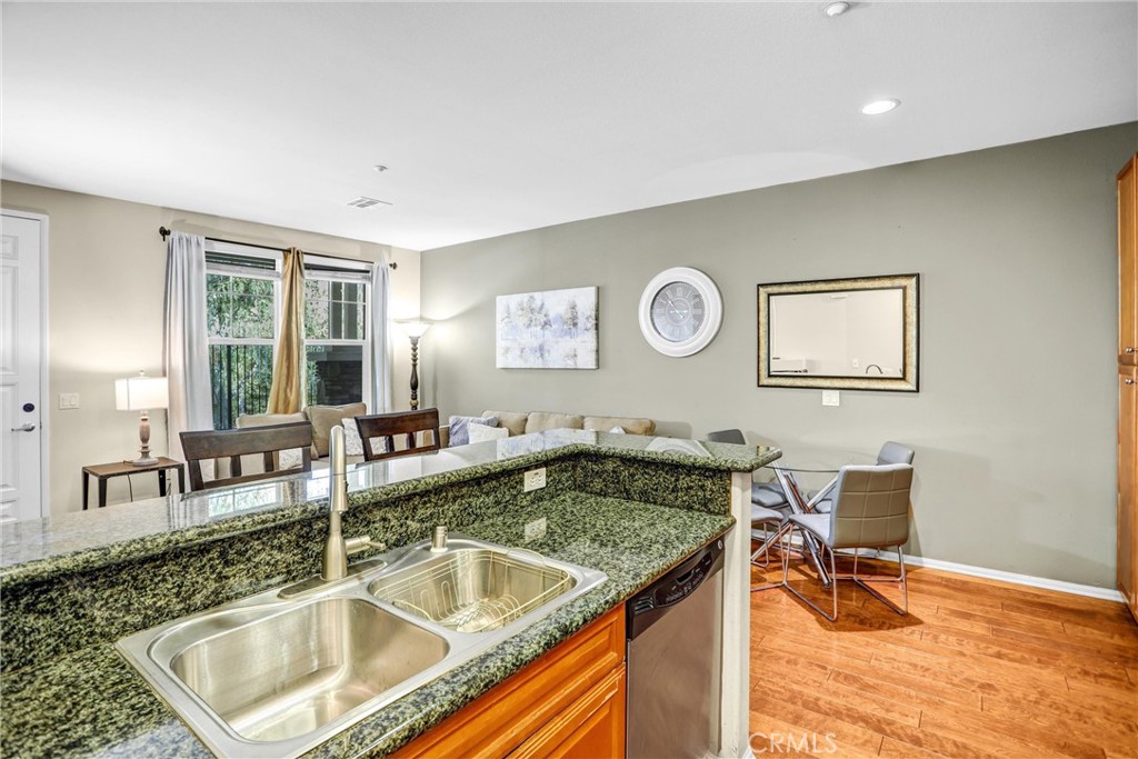 30505 Canyon Hills 2204