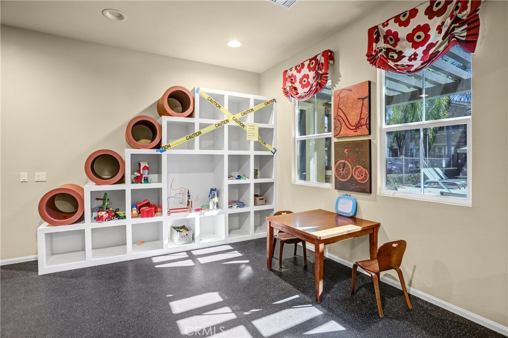 30505 Canyon Hills 2204