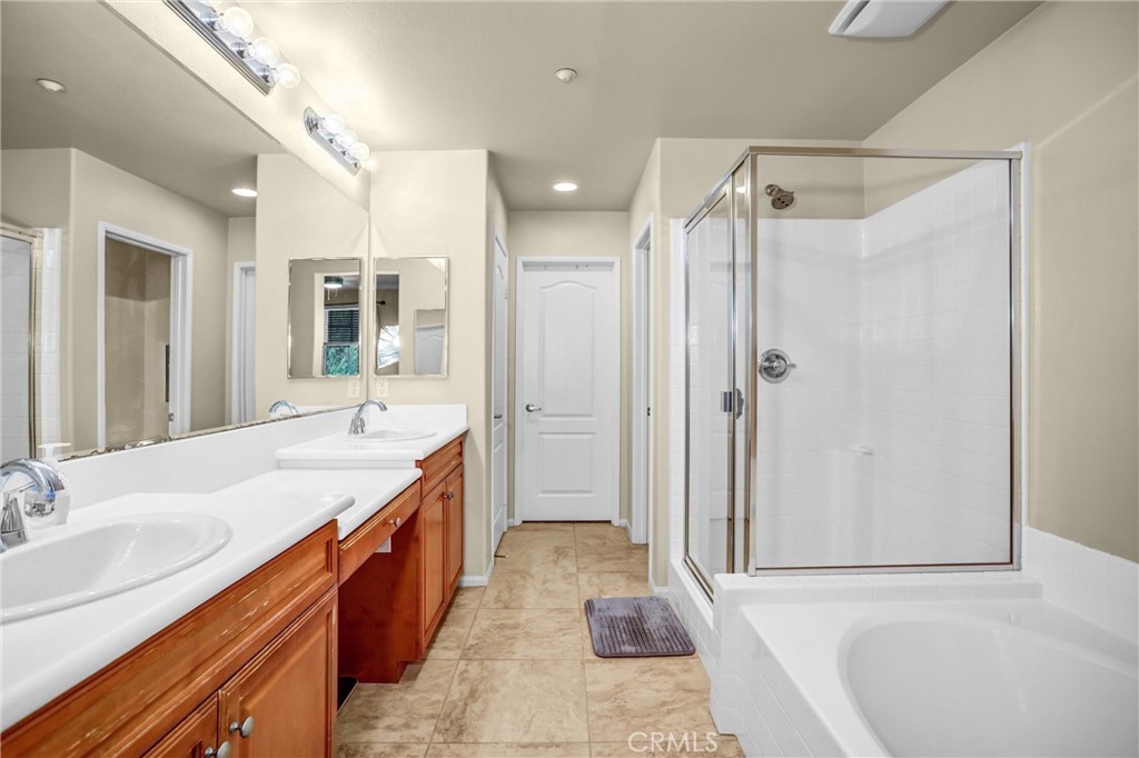 30505 Canyon Hills 2204